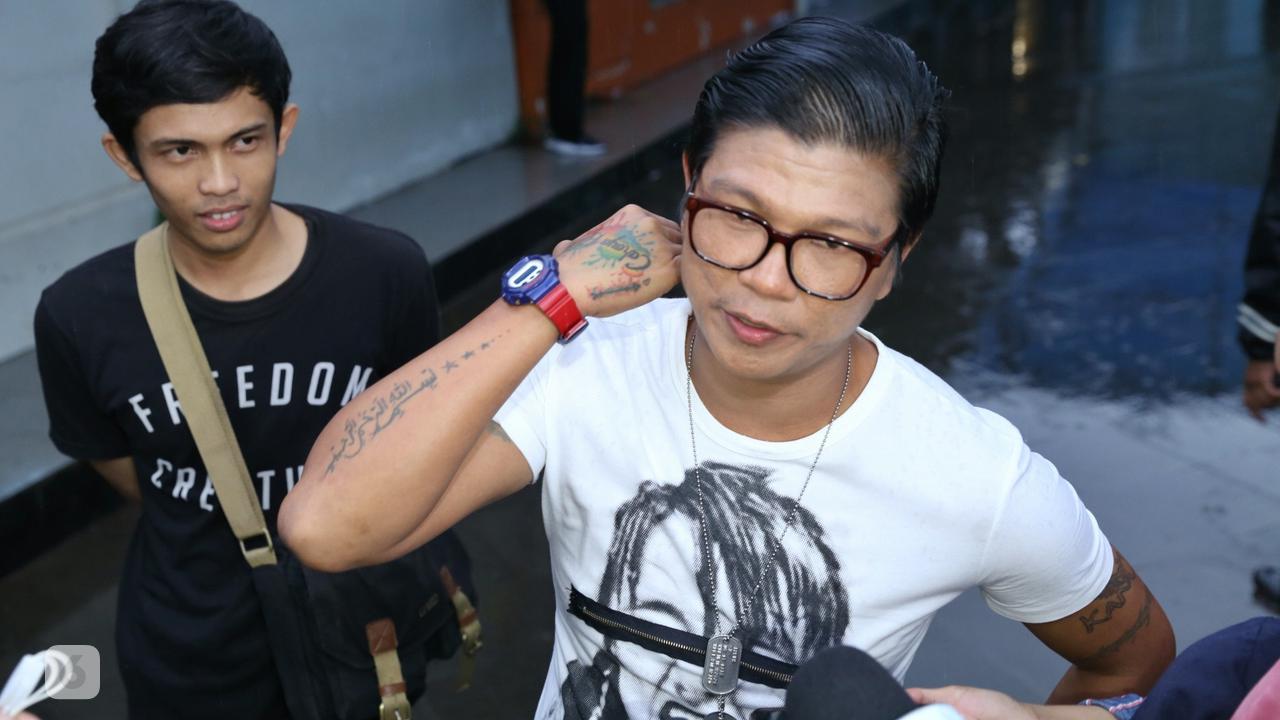 [Bintang] Andika Kangen Band dan Pramugari