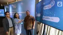 Peneliti Alvara Research Center Lilik Purwandi, VP Marketing Airy Ika Paramita dan Head of Business Unit Airy Ricky Zulfandi berbincang di sela-sela media briefing Potensi Akomodasi Muslim Friendly untuk Generasi Milenial di Jakarta, Kamis (31/10/2019). (Liputan6.com/Fery Pradolo)