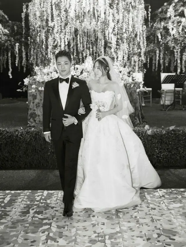 [Bintang] Taeyang dan Min Hyo Rin