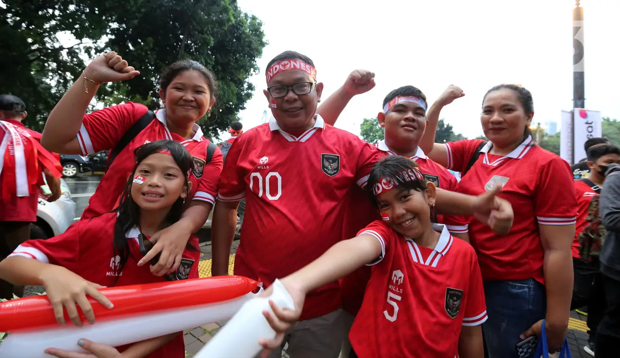 Laga antara dua negara ini ternyata menjadi sorotan dunia. Seperti The Economic Times yang menyebut bahwa Argentina siap menghadapi Indonesia dalam laga persahabatan tersebut. (Bola.com/M. Iqbal Ichsan)
