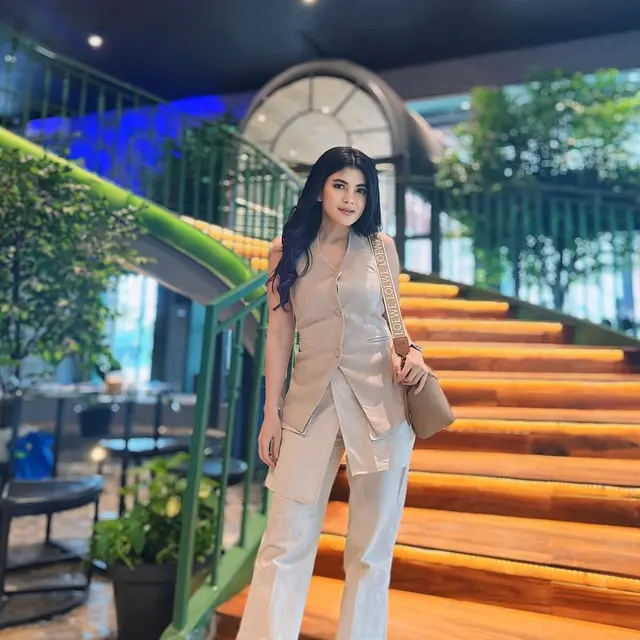6 Potret Terbaru Tania Putri, Dulu Berperan Jadi Gadis Polos di Sinetron Kepompong