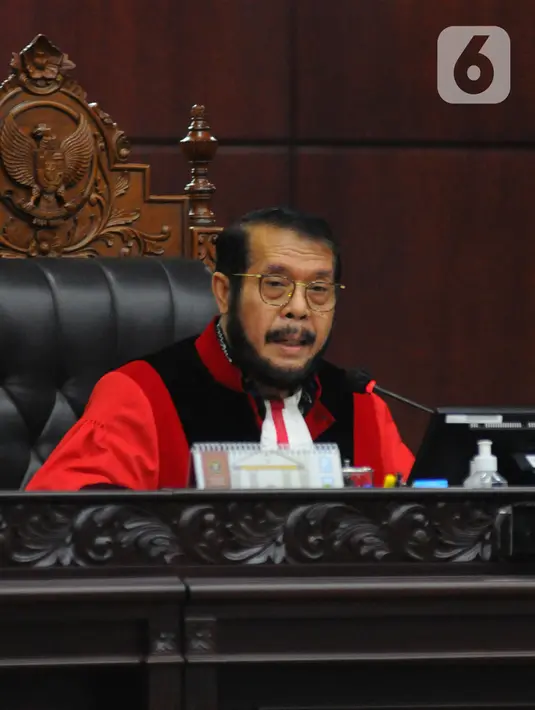 MK menilai bahwa sistem pemilihan umum dipahami sebagai metode mengkonversi jumlah suara yang diperoleh sebagai peserta pemilih menjadi perolehan kursi di parlemen. (merdeka.com/imam buhori)