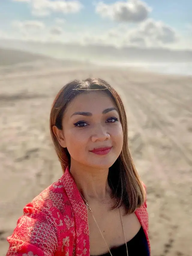 12 Seleb Indo yang Reverse Aging, Para Hot Mama yang Makin Mempesona di Usia 40an