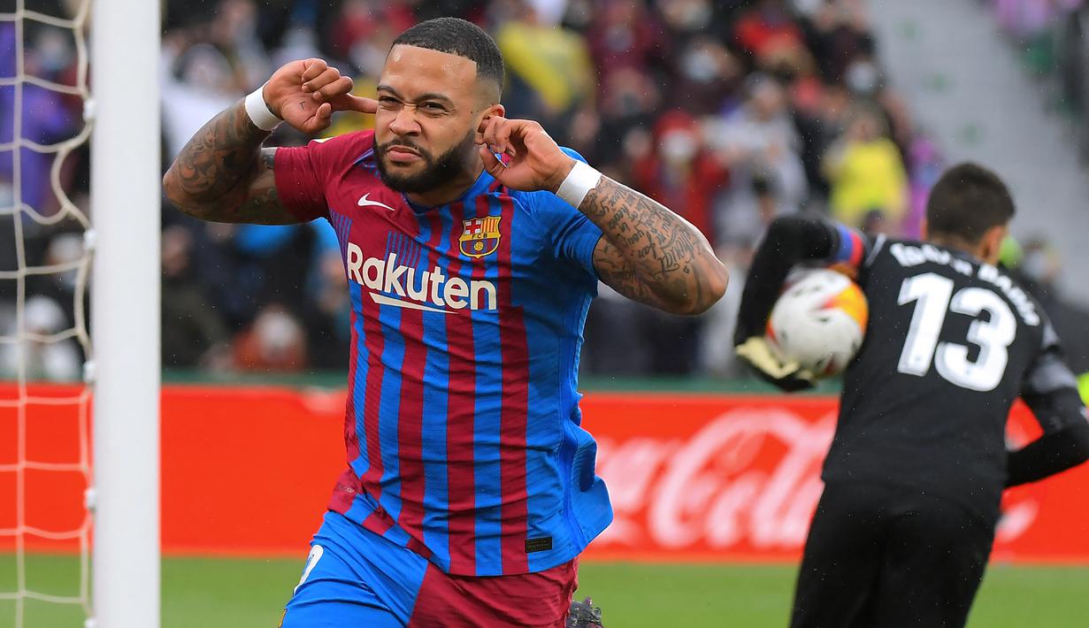 PSV Eindhoven merupakan salah satu klub tersukses di Liga Belanda yang terkenal memiliki akademi pemain yunior terbaik di dunia yang mampu menghasilkan pemain-pemain top yang berlaga di liga-liga top Eropa. Seperti 5 pemain berikut yang merupakan lulusan Akademi PSV yang kini tengah memperkuat klub top Eropa. (AFP/Jose Jordan)