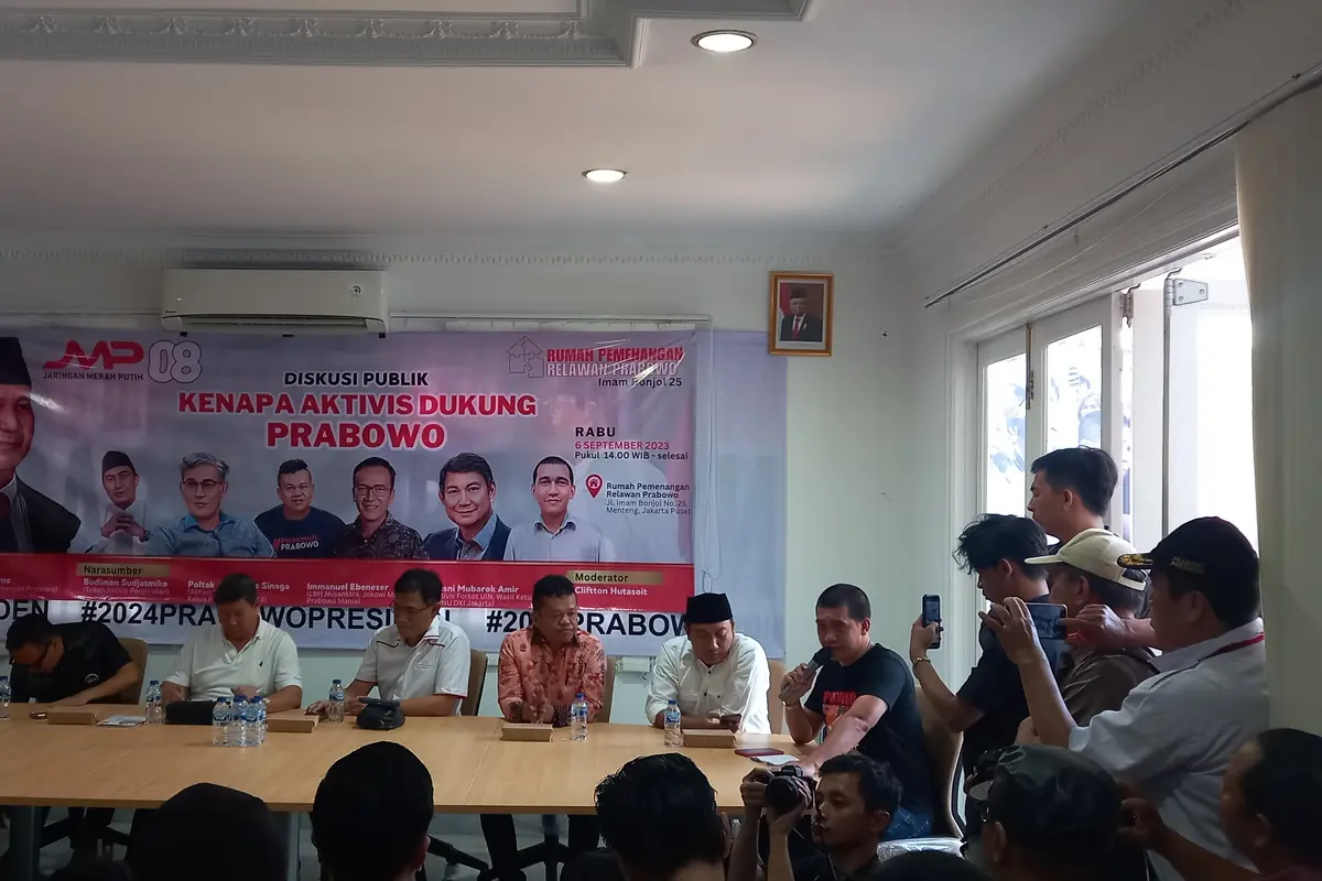 Wakil Ketua Dewan Pembina Partai Gerindra, Hashim Djojohadikusumo, dalam diskusi publik 'Kenapa Aktivis Dukung Prabowo' di Rumah Relawan Prabowo di Menteng, Jakarta Pusat, Rabu (6/8) (Istimewa)