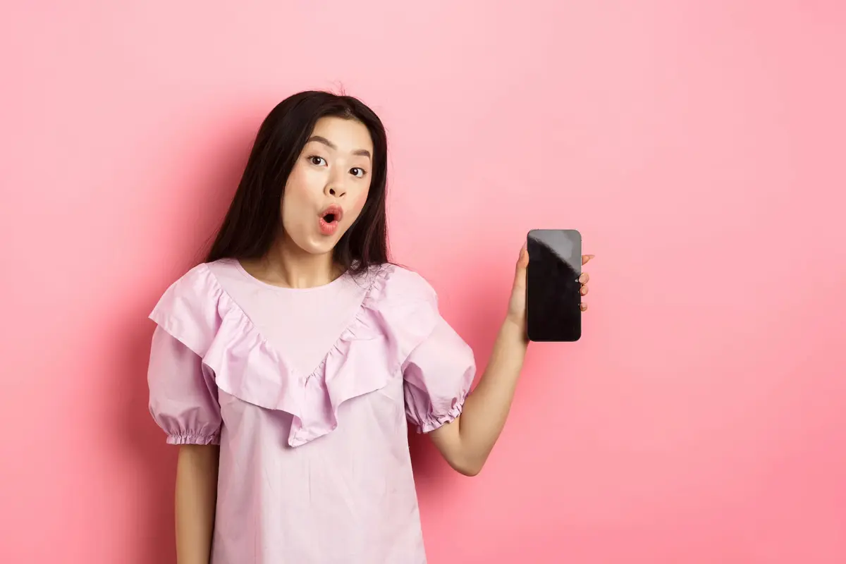 Lepas dari Smartphone, ini Cara Meningkatkan Kesehatan Mental dengan Dumb Phone! (Foto dok : Freepik/benzoix)