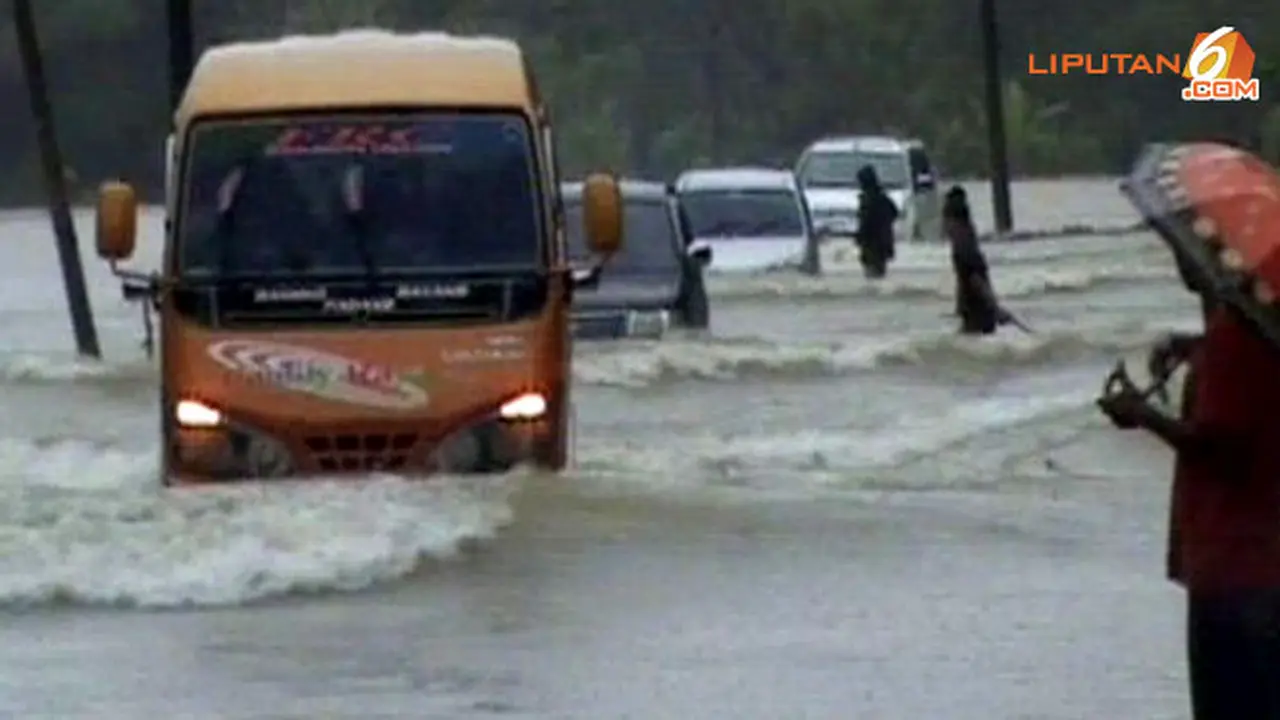 banjir-sumbar-131230a.jpg