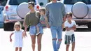 Kourtney Kardashian dan Scott Disick sendiri berpacaran hampir 10 tahun dan sudah miliki tiga anak bersama sebelum putus. (Zimbio)