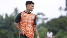 Shayne Pattynama menjalani latihan bersama Persija Jakarta di Persija Training Ground, Depok, Jawa Barat pada Selasa (27/1/2026). (Dok. Persija)