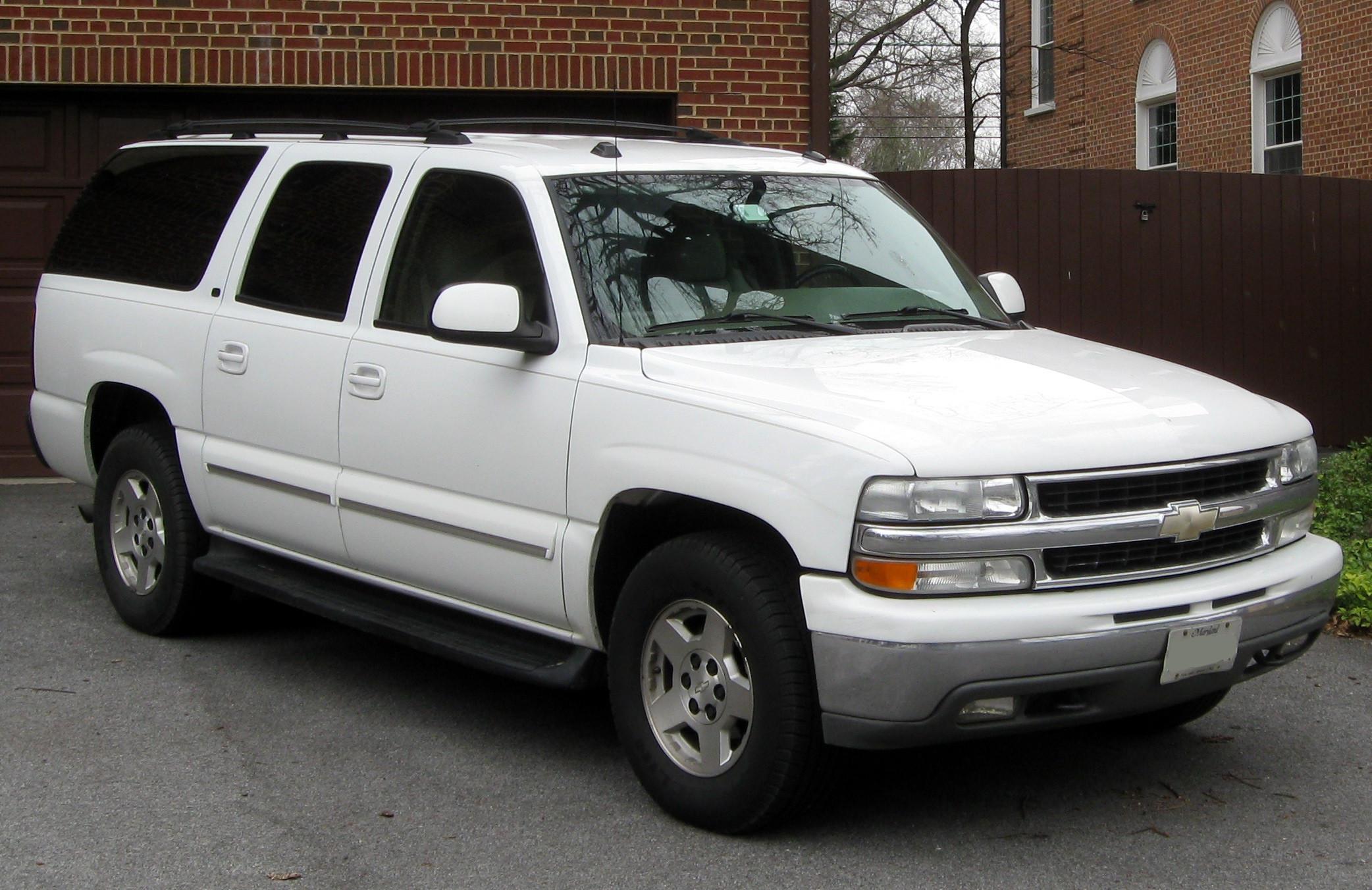 Chevrolet Suburban GMT800 (Wikimedia Commons)