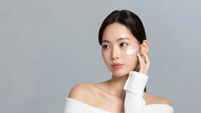 Puasa Tanpa Kulit Kusam: Rahasia Jaga Hidrasi dari Dalam & Luar Selama Ramadan