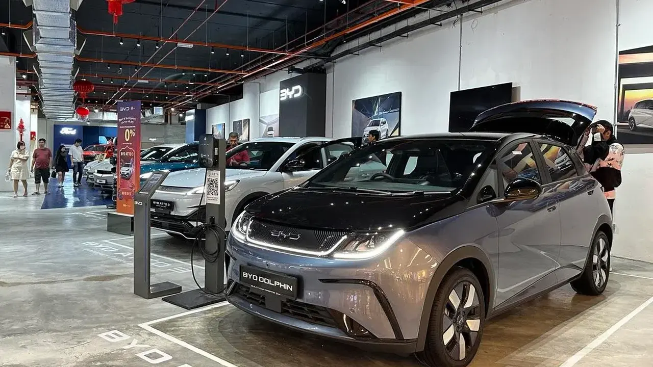 Malaysia Perketat Aturan Impor Mobil Listrik, Merek China Terdampak (Straittimes)