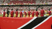 Sepanjang sejarah Piala Dunia, mulai edisi pertama pada 1930 hingga edisi terakhir pada 2018, Brasil yang menjadi pengoleksi gelar terbanyak dengan 5 kali menjadi juara ternyata juga memegang rekor sebagai tim tertajam dengan membukukan 229 gol. Tanpa sekalipun absen dalam 21 edisi hingga 2018, rata-rata Timnas Brasil mampu mencetak 10,9 gol alias mendekati 11 gol per edisi. Sebaliknya, 5 negara berikut justru belum mencetak satu gol pun dalam satu-satunya keikutsertaan mereka di ajang Piala Dunia, termasuk Timnas Indonesia yang pada edisi 1938 bermain atas nama Hindia Belanda. (AFP/Aris Messinis)