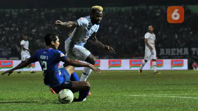 Arema vs Tira Persikabo