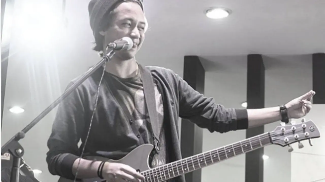 [Bintang] Cerita Ezra HiVi Jadi Produser Album Musikal Petualangan Sherina