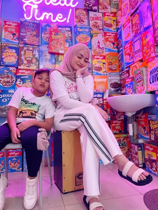 Nathalie Holscher Tak Hapus Foto dengan Ferdy, Ini 6 Potret Kebersamaannya