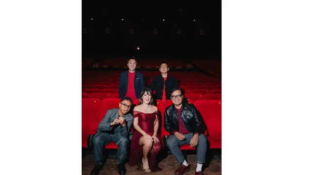 Potret Raisa di Premier Film ‘Harta Tahta Raisa’