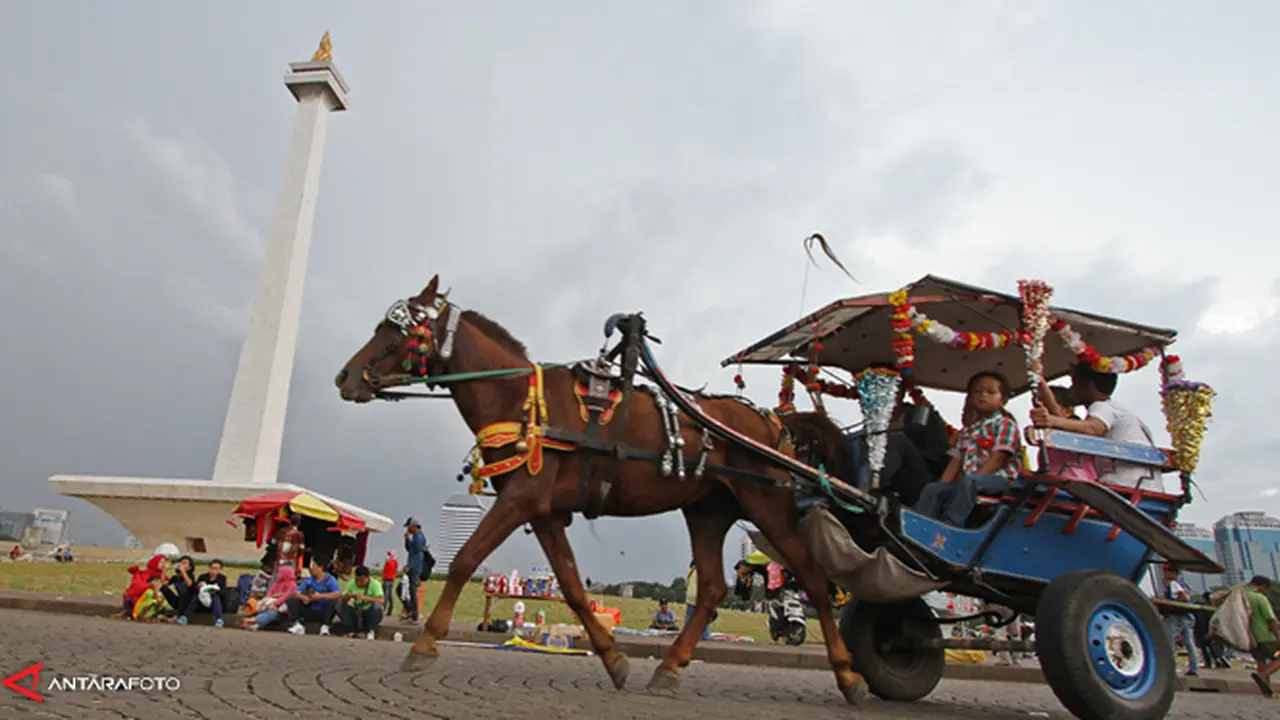 liburan-monas-131228b.jpg