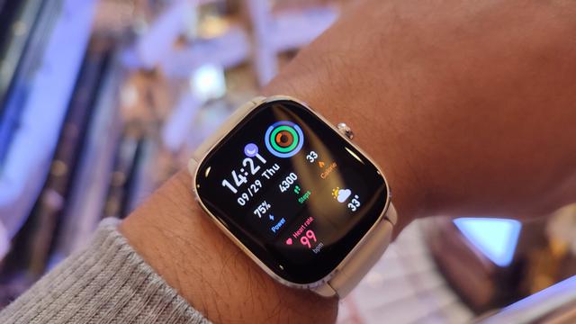 Amazfit GTS 4 Mini (Liputan6.com/Giovani Dio Prasasti)
