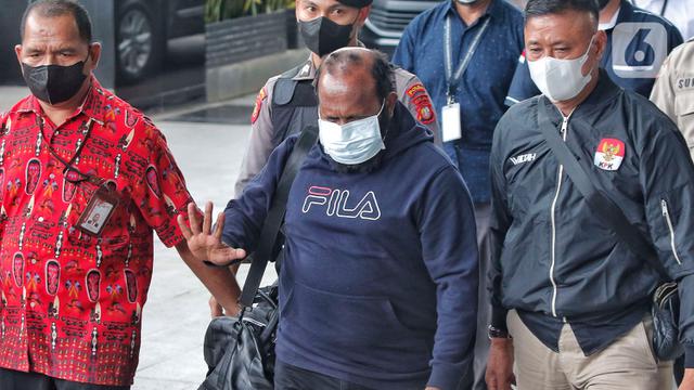 Bupati Mamberamo Tengah Ricky Ham Pagawak