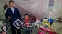Tak Punya Jam Beker, Bocah 7 Tahun Berangkat Sekolah Malam Hari