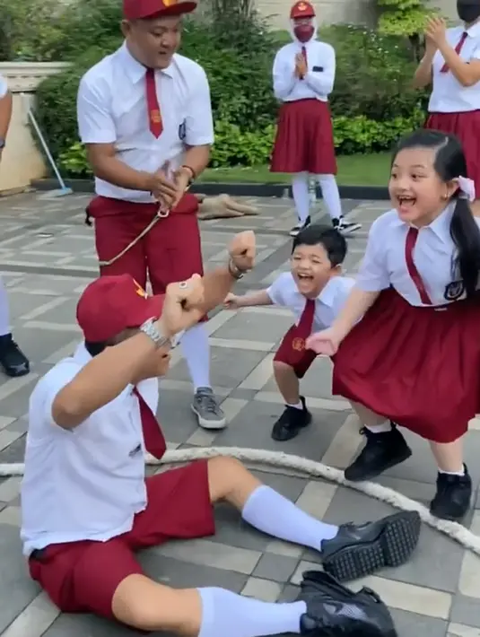 Keluarga besar Ashanty dan Anang Hermansyah (Instagram/ashanty_ash)