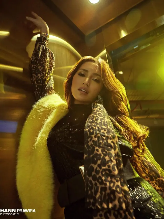 Masuk Nominasi Wanita Tercantik Dunia, Ini 7 Pesona Jessica Iskandar Tampil Glow Up