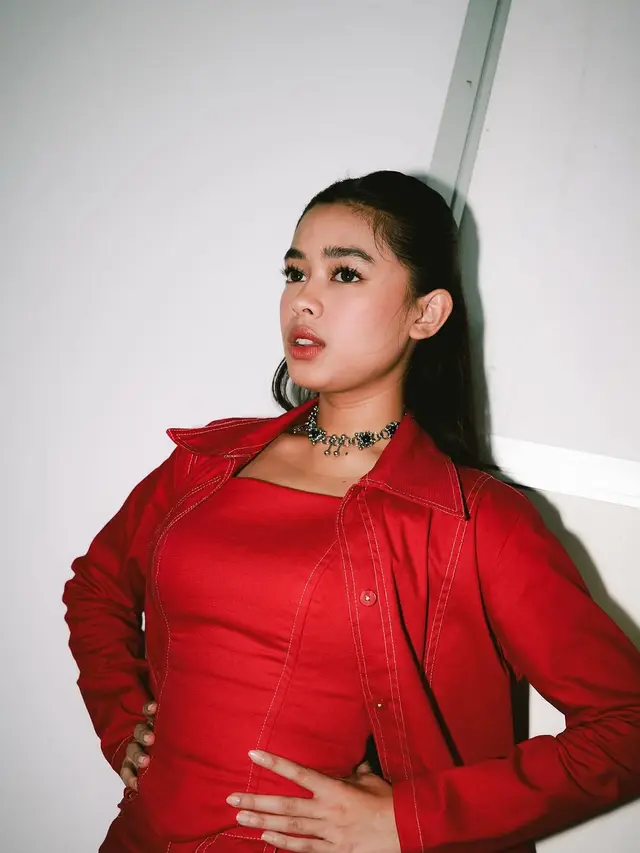 Inspirasi OOTD ala Aqeela Calista - 1