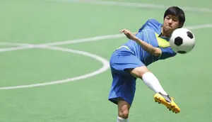 Kelar Main Bola Tetap Fresh, Ini Grooming Routine Pria yang Wajib Dicoba