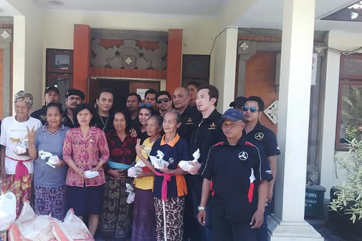 Laskar Bali: Lansia di Panti Sosial Seperti Orang Tua Kita‎