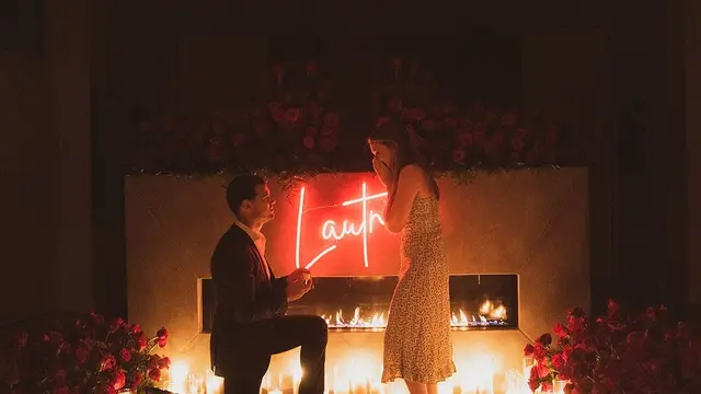 Lamaran Taylor Dome dan Taylor Lautner. (Instagram/ taylorlautner)