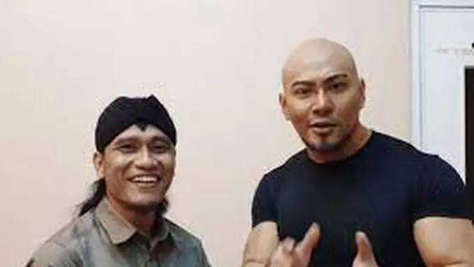 6 Momen Persahabatan Deddy Corbuzier dan Gus Miftah dari Mualaf Hingga Kini