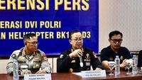 Polri mengidentifikasi seluruh jasad korban kecelakaan helikopter di Kalsel. ANTARA/Tumpal Andani Aritonang