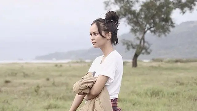 Perankan Suci di Film BEBAS, Ini 6 Potret Letusha yang Jadi Min Hyorin Versi Lokal