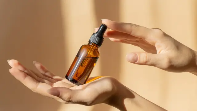 Sempat Viral di TikTok, Tren Body Care Ini Bikin Kulit Auto Glowing! Sudah Coba?