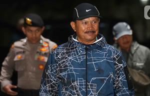 Selain Maidi, terdapat 15 orang lainnya ditangkap penyidik KPK, namun hanya 9 di antaranya yang dibawa ke Jakarta untuk dilakukan pemeriksaan. Tampak dalam foto, Wali Kota Madiun, Maidi saat tiba di Gedung Merah Putih Komisi Pemberantasan Komisi Pemberantasan Korupsi (KPK), Jakarta, Senin (19/1/2026). (Liputan6.com/Helmi Fithriansyah)