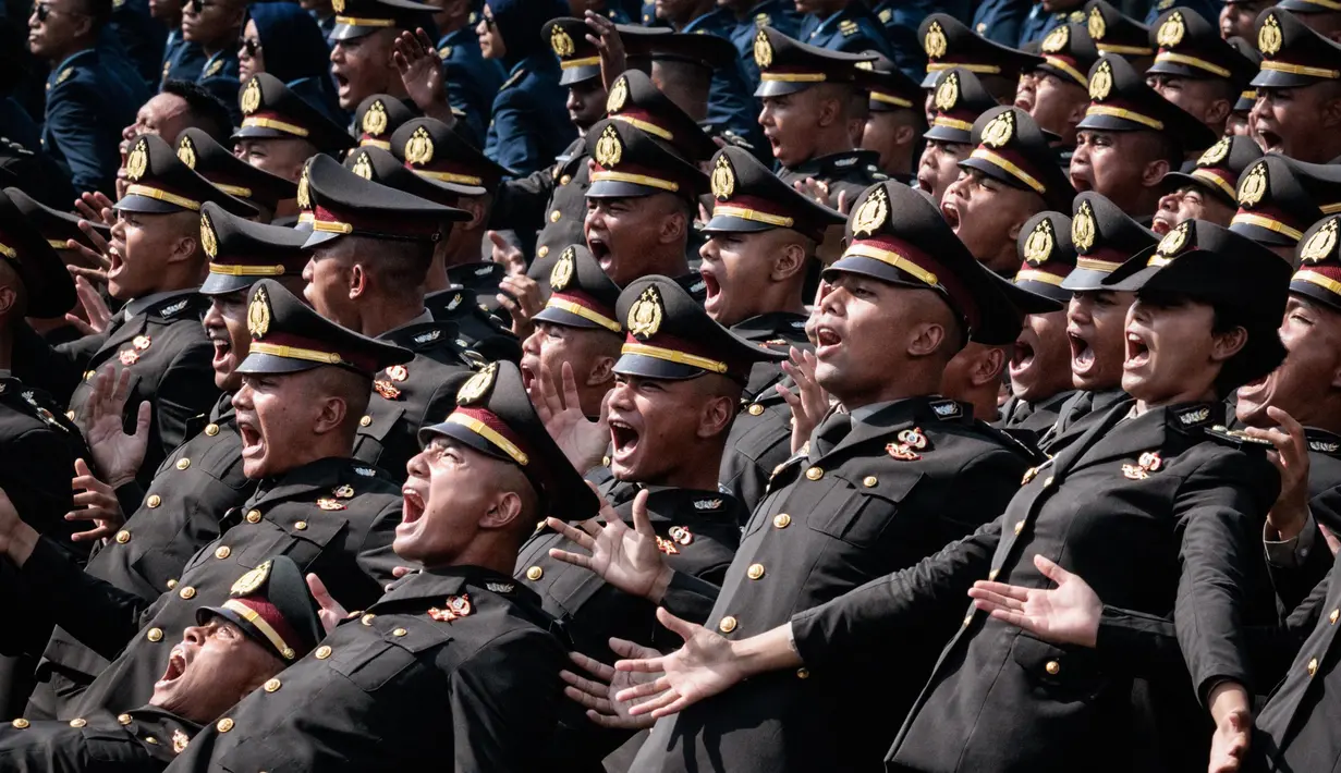Sementara, dari Akademi Kepolisian (Akpol) ada 447 capaja. (YASUYOSHI CHIBA/AFP)