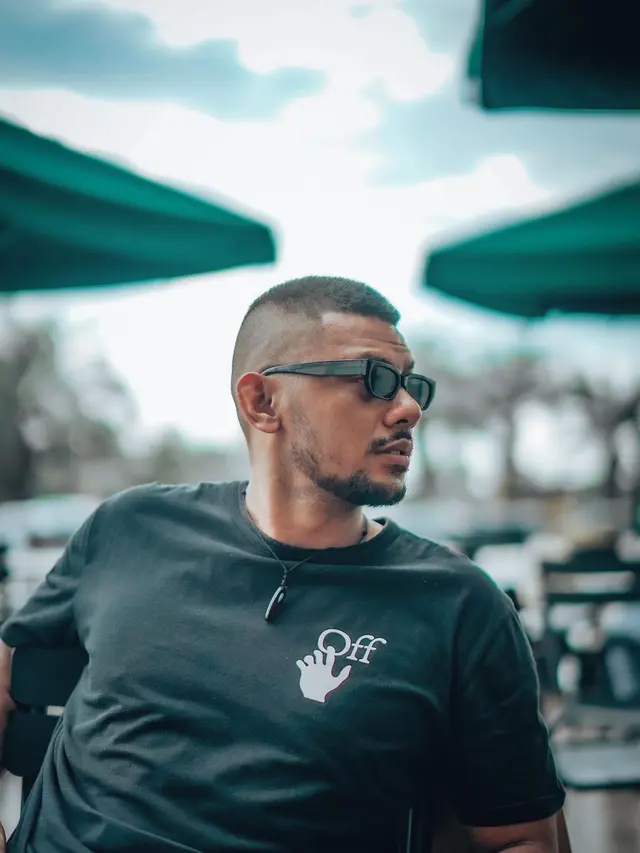 7 Potret Terbaru Marlon Abraham, Seleb TikTok yang Kini Jadi Host Acara TV