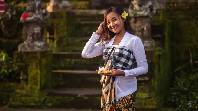 Ingin Cantik Alami Seperti Perempuan Indonesia? Ini Dia Rahasianya!