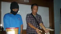 Badan Narkotika Nasional (BNN) Kota Surabaya menangkap seorang bandar ganja. (Liputan6.com/Dian Kurniawan)