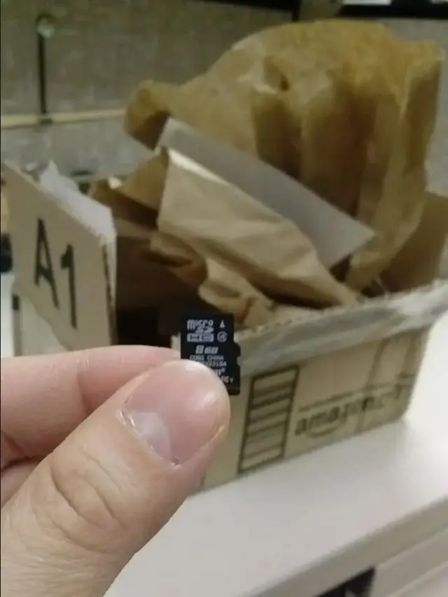 Tak Biasa, 6 Potret Packing Online Shop Ini Bikin Geleng Kepala