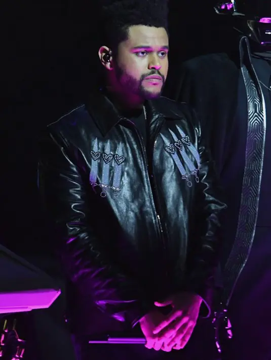 Pertemuan Bella Hadid dengan sepasang kekasih baru tersebut kabarnya menimbulkan kecanggungan di antaranya, mengingat sempat tersiar kabar bahwa Bella sangat terpukul dengan move on nya The Weeknd yang terbilang cepat. (AFP/Bintang.com)