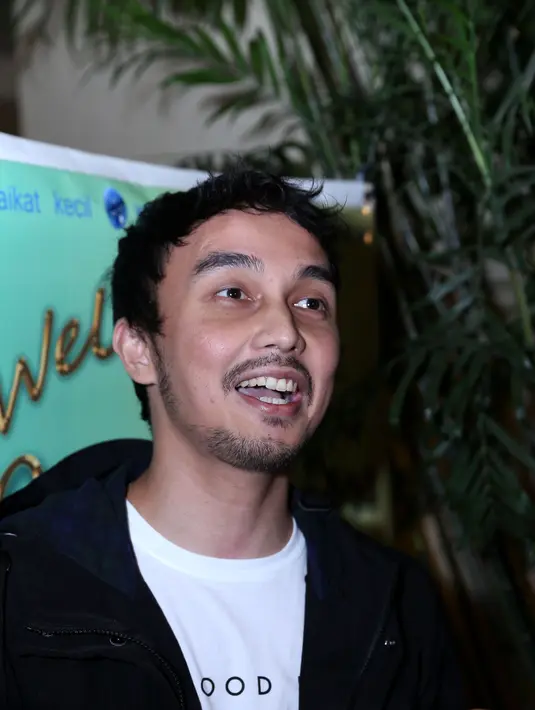 Meski terlihat serasi di depan kamera, rupanya tak jarang Dimas dan Tika mengalami perdebatan saat syuting. Namun Dimas tetap mengakui sosok Tika yang pintar. (Nurwahyunan/Bintang.com)