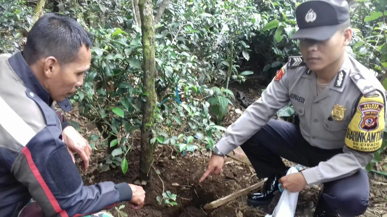 Bayi Lima Bulan Dikubur Hidup-hidup oleh Ibu Kandungnya