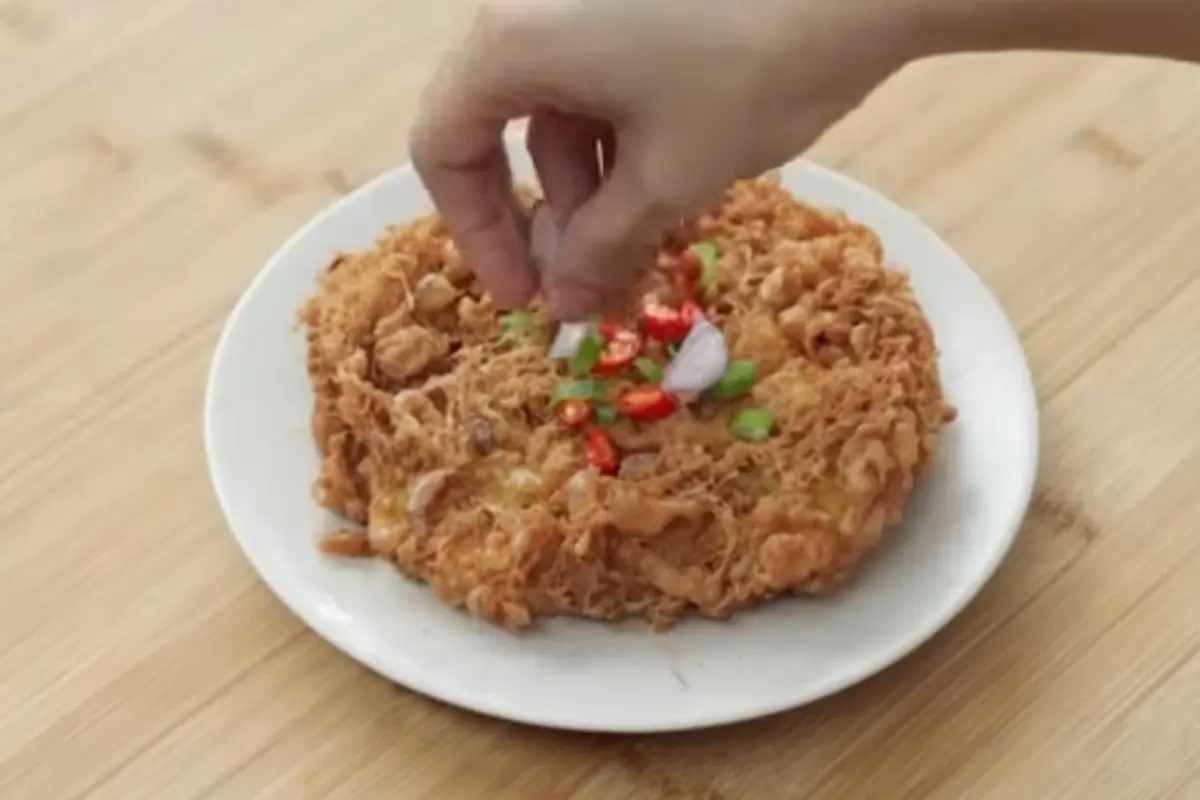 Cara Masak Telur Barendo Khas Padang yang Krispi ala Chef Devina Hermawan https://youtu.be/128w4AQ1Lb0?si=onpU9-7Wo_3kyAa9