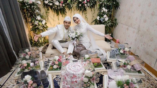 6 Momen Pernikahan Ana Riana 'Rinjani TOP', Penuh Kebahagiaan