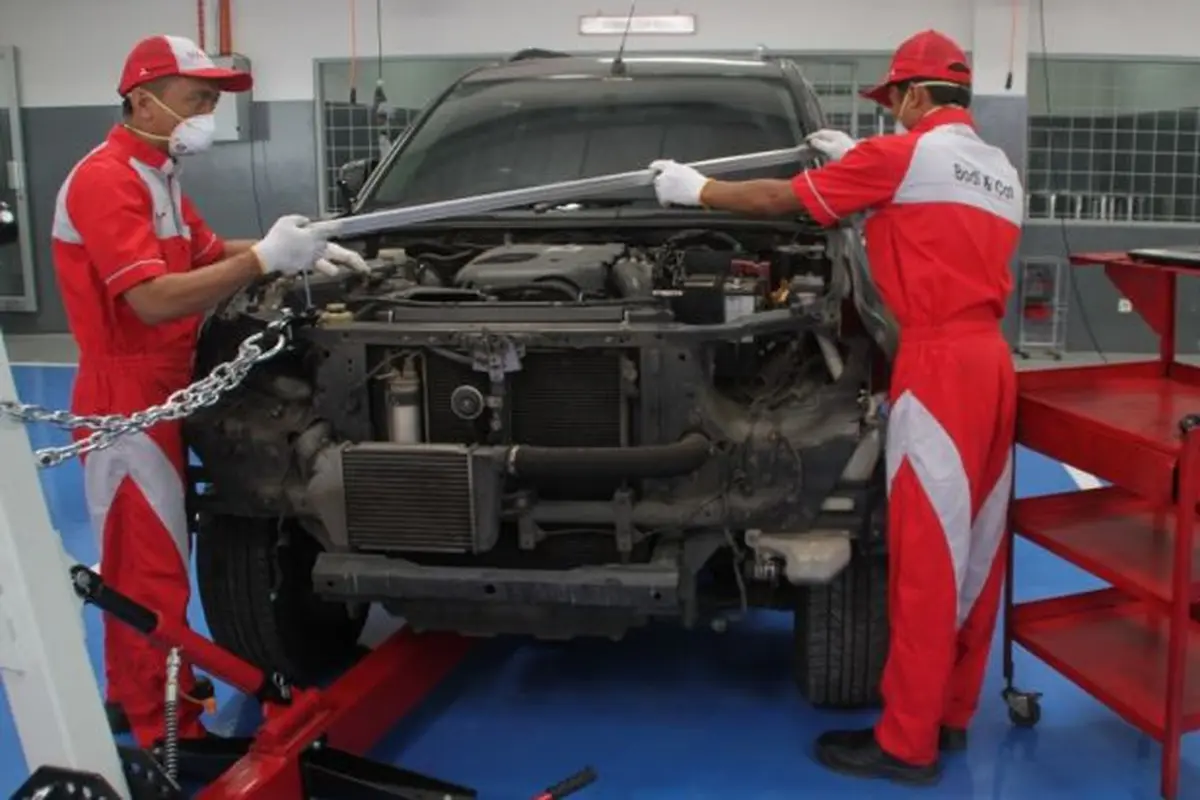 Servis Mobil