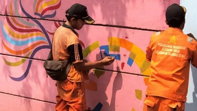 Potret Mural Buatan Pasukan Oranye, Ikut Sambut Asian Games