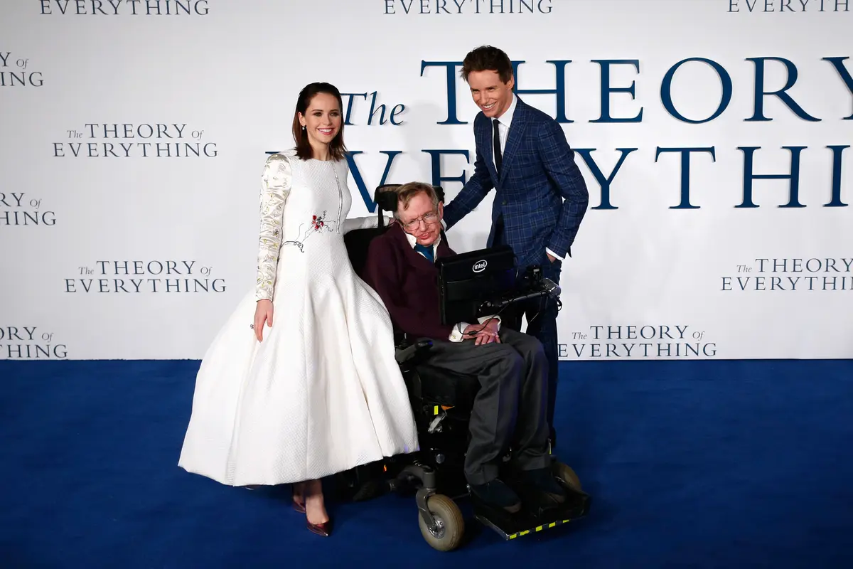 Mengenang Momen Kebersamaan Stephen Hawking dan Tokoh Dunia