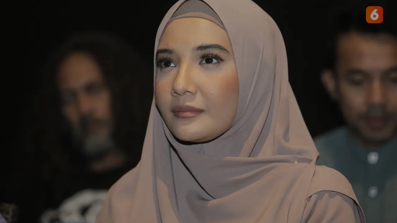 [Bintang] Zaskia Sungkar